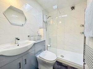 New Street- click for photo gallery